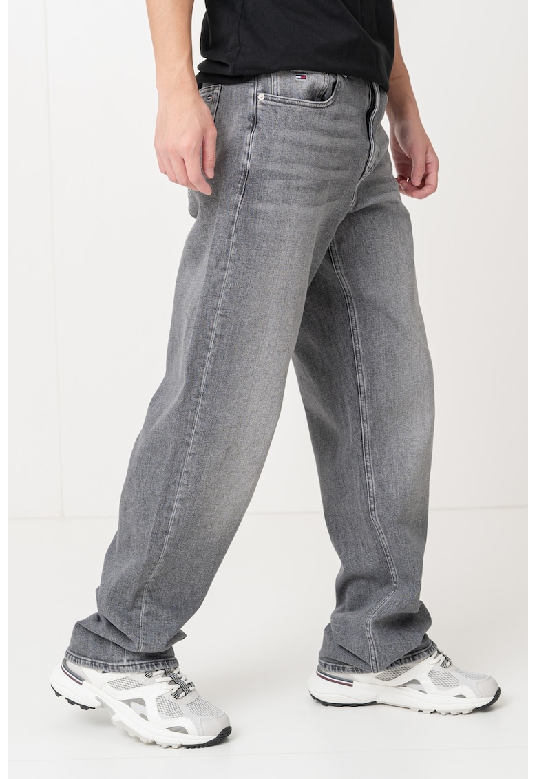 Blugi cu croiala dreapta si model uni