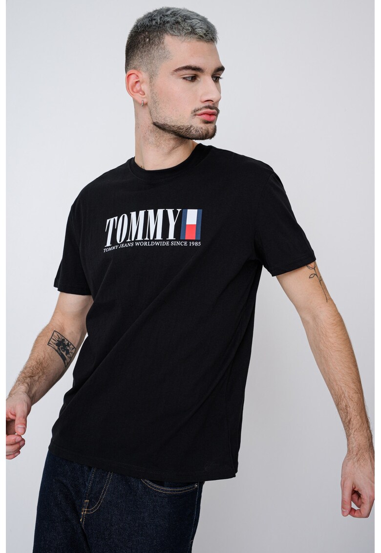 Tricou cu imprimeu logo si decolteu la baza gatului - Negru