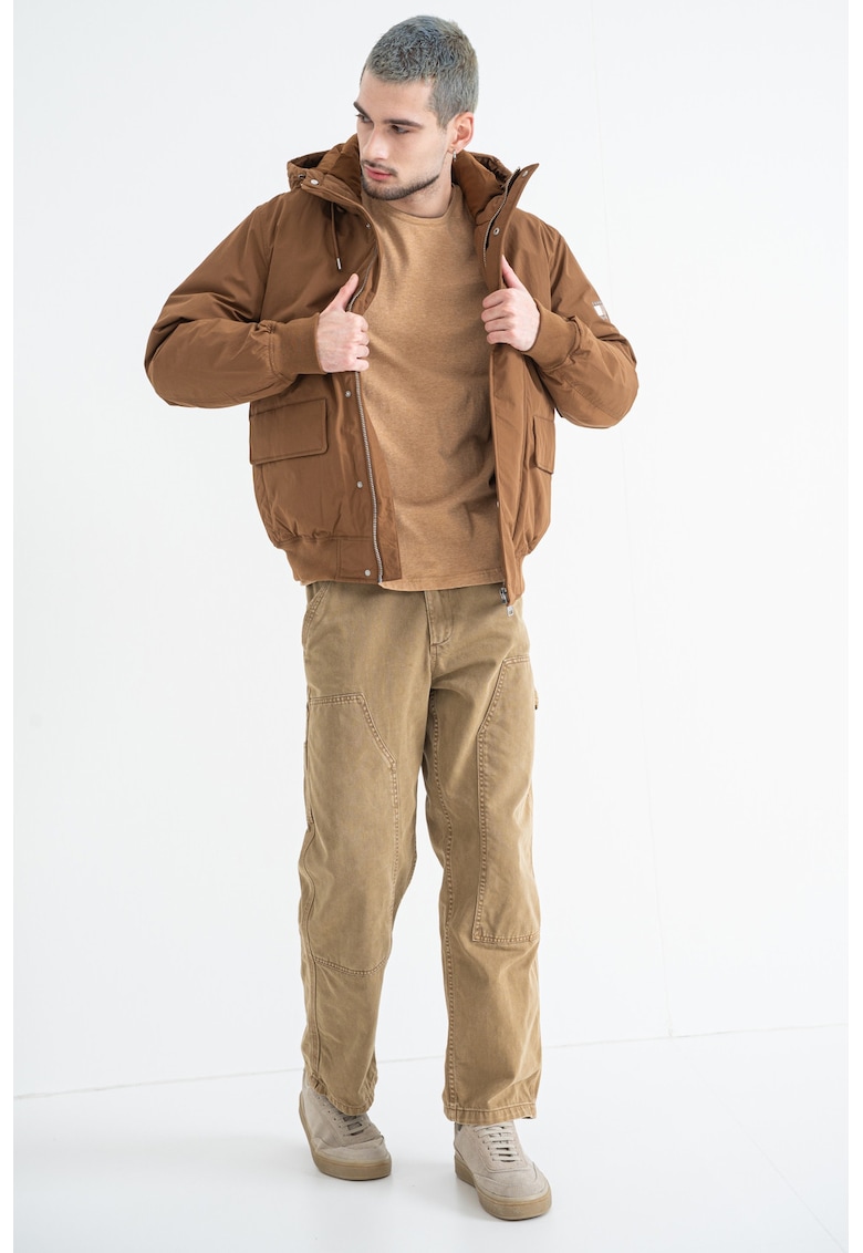 Geaca cu vatelina si gluga