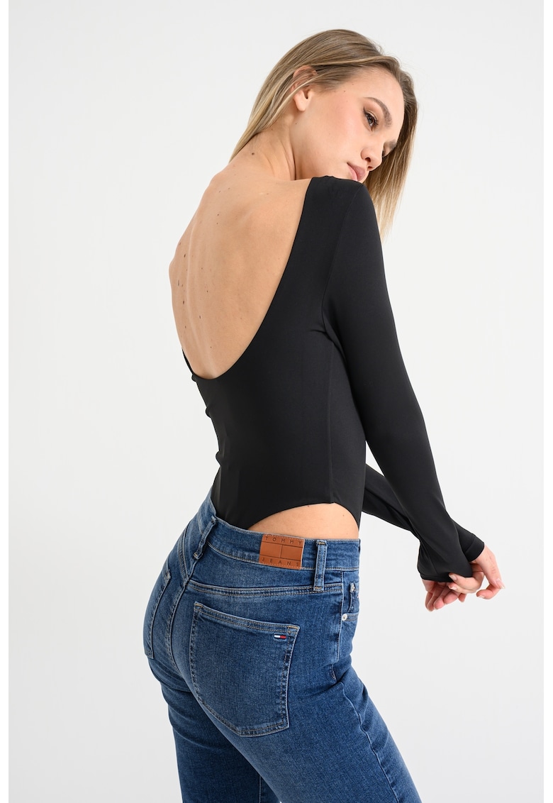 Bluza-body cu decolteu in U pe partea din spate