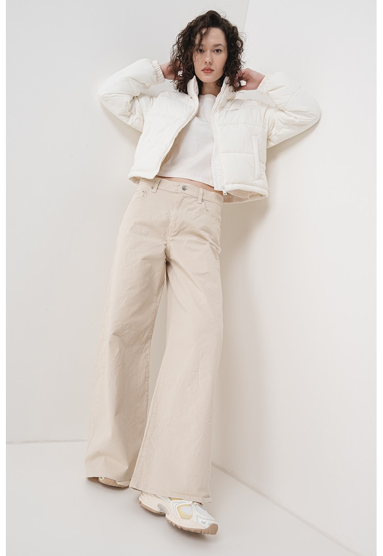 Jacheta bufanta crop cu guler