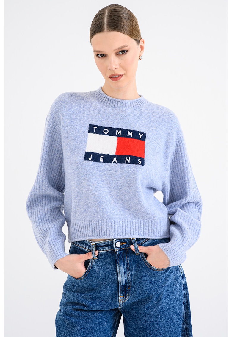 Pulover cu decolteu la baza gatului si logo