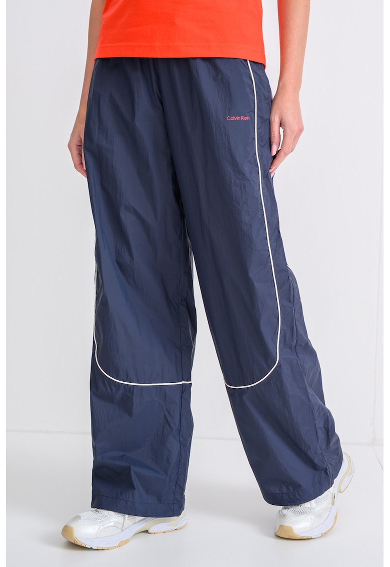 Pantaloni de trening relaxed fit cu snururi de ajustare