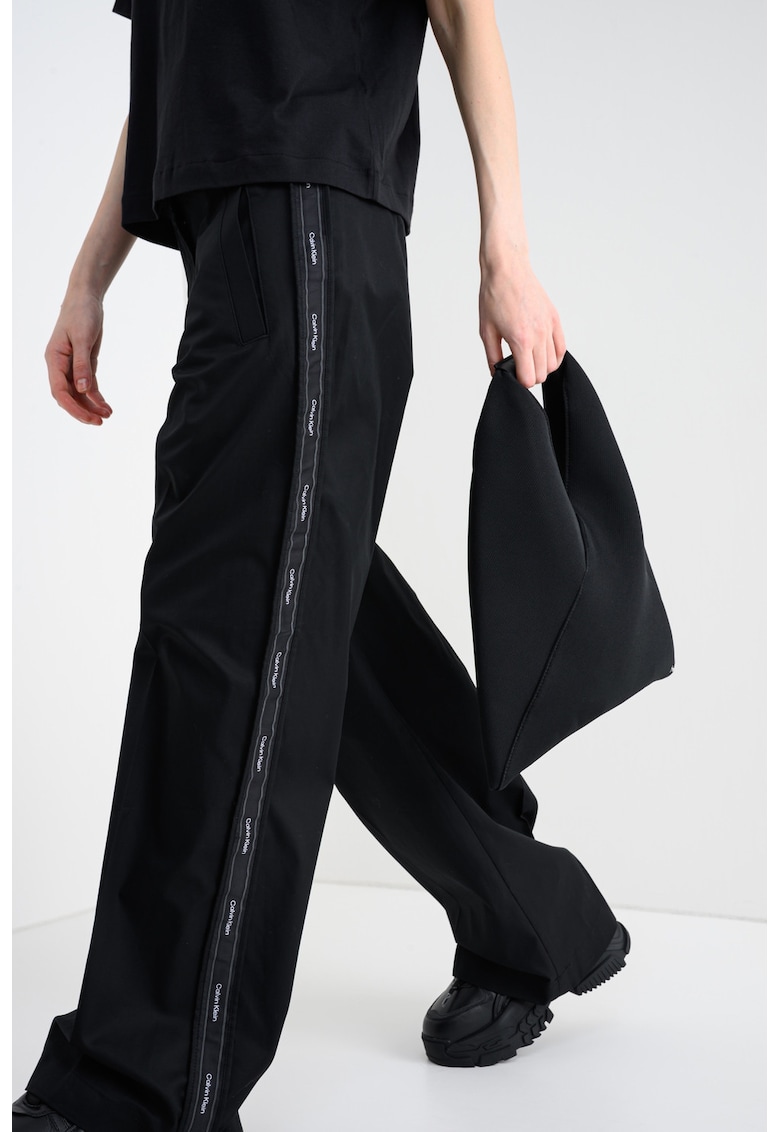Pantaloni ampli cu benzi logo - Negru