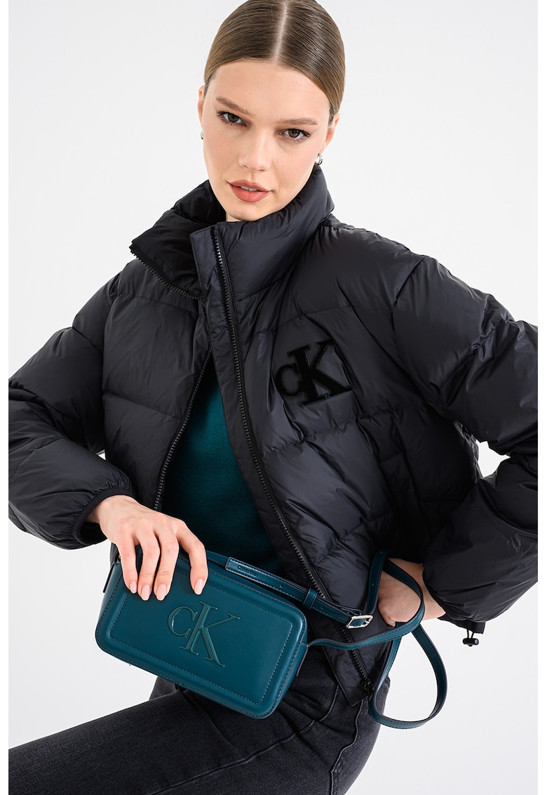 Geaca cu umplutura de puf si guler inalt - Negru