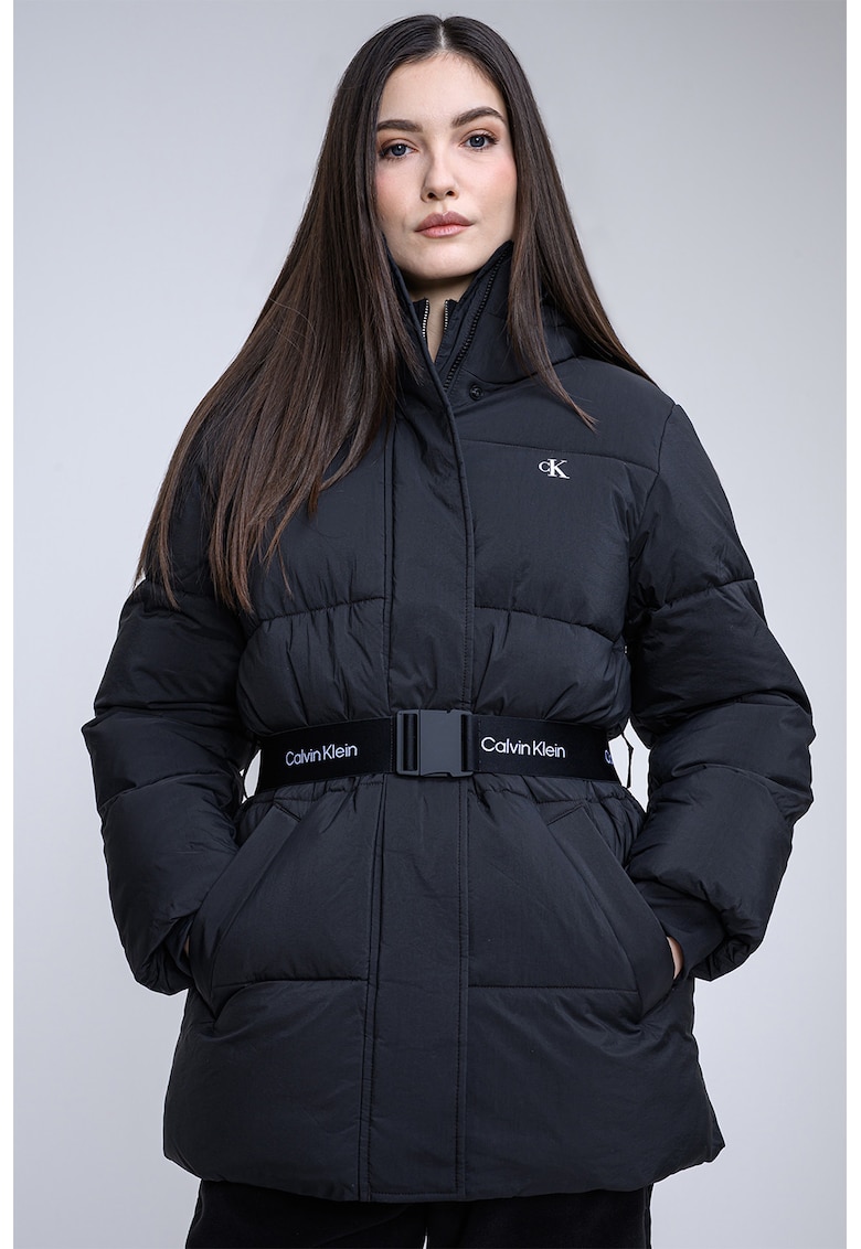 Geaca cu o curea cu logo - Negru