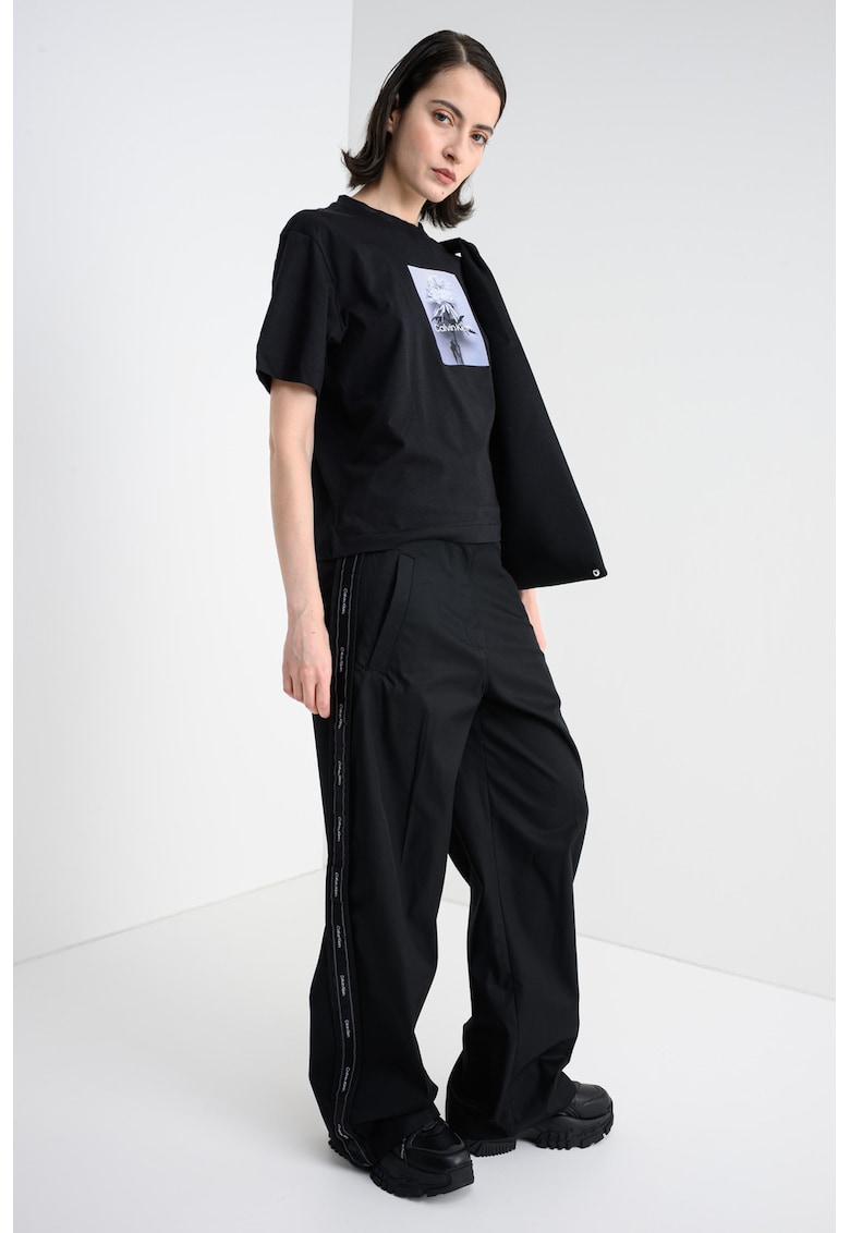 Tricou lejer cu imprimeu logo - Negru