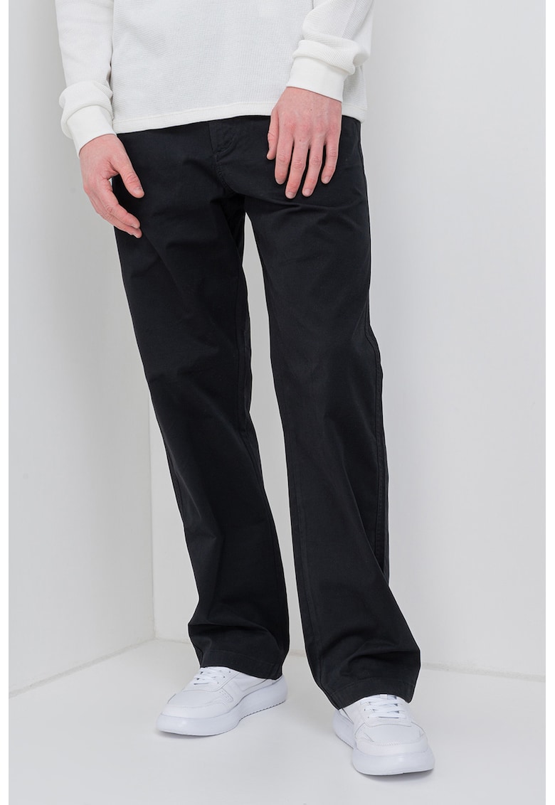 Pantaloni cu croiala dreapta si buzunare oblice laterale