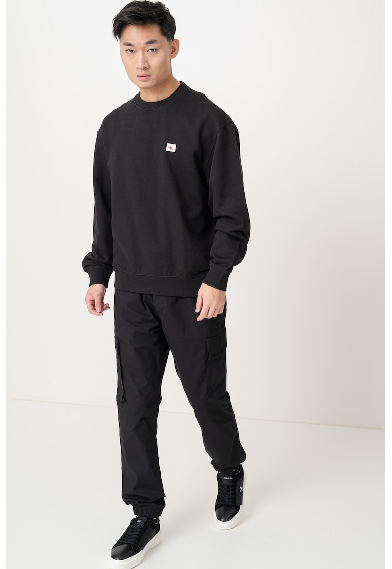 Bluza de trening lejera cu decolteu la baza gatului