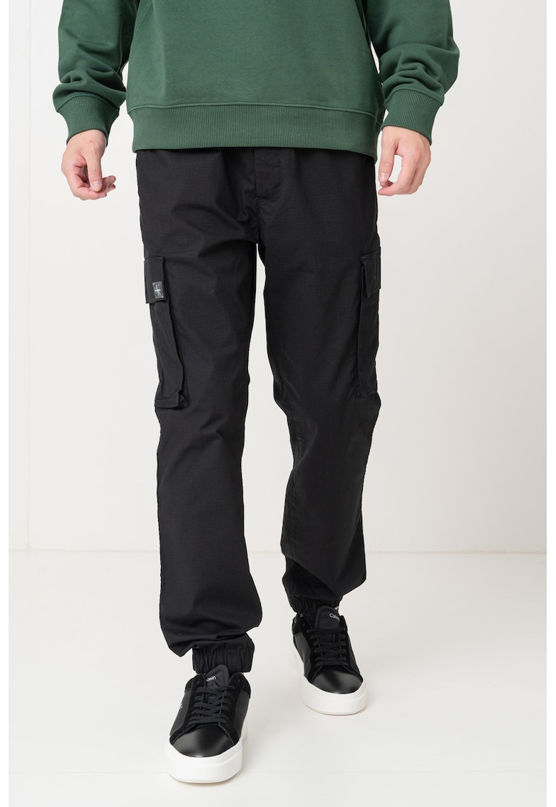 Pantaloni cargo cu snururi de ajustare Pantaloni cargo cu snururi de ajustare