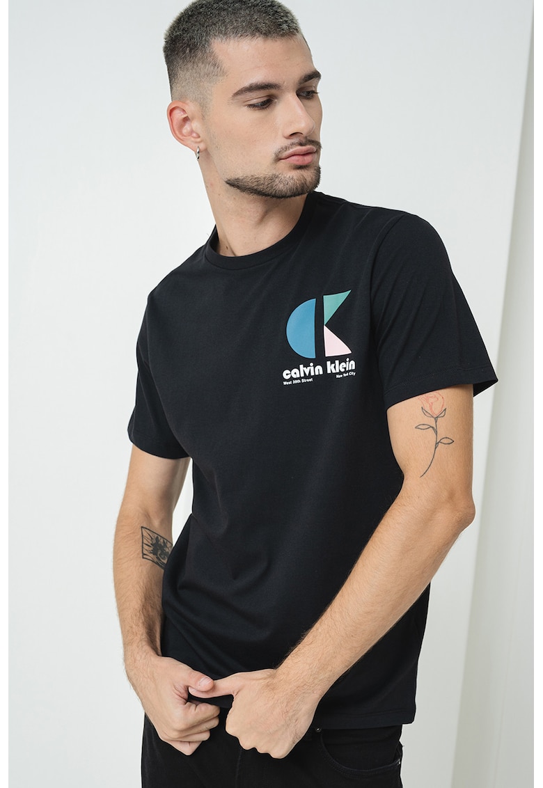 Tricou regular fit cu logo pe piept Tricou regular fit cu logo pe piept