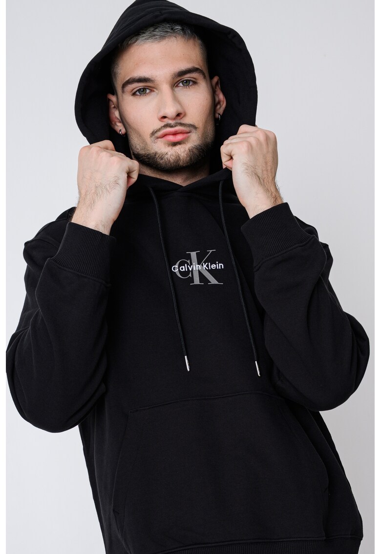 Hanorac cu logo si buzunar kangaroo - Negru