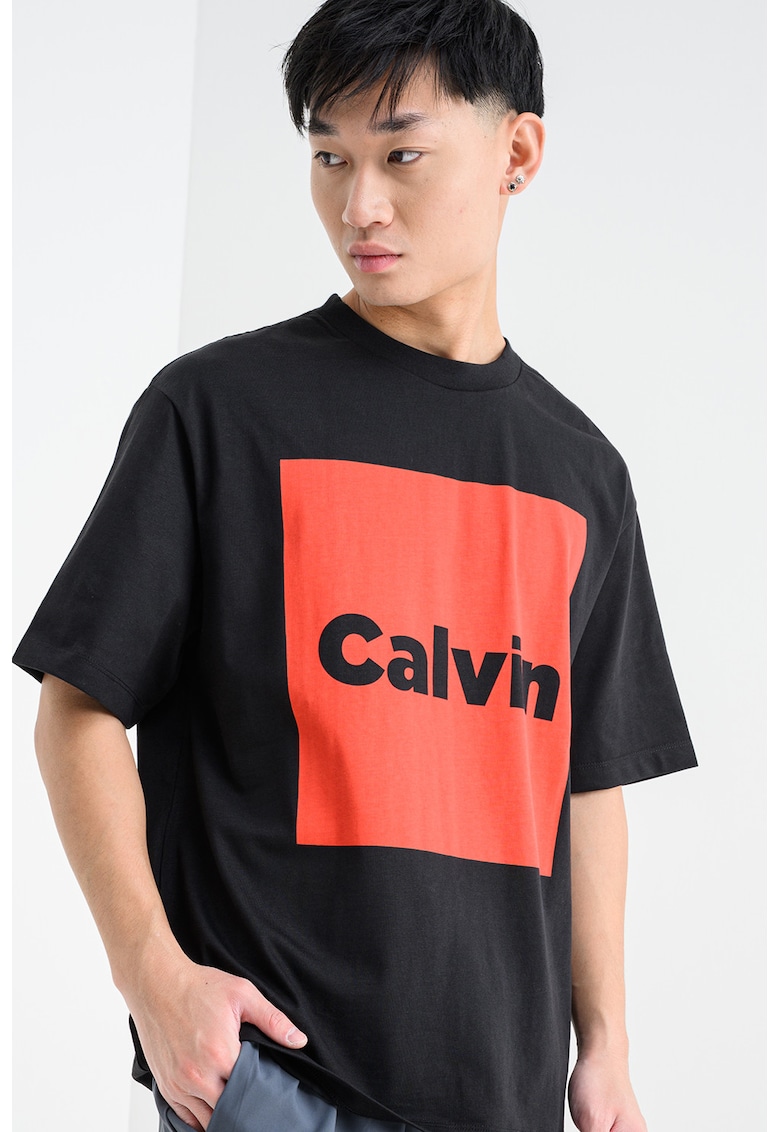 Tricou cu imprimeu pe partea din fata si spate