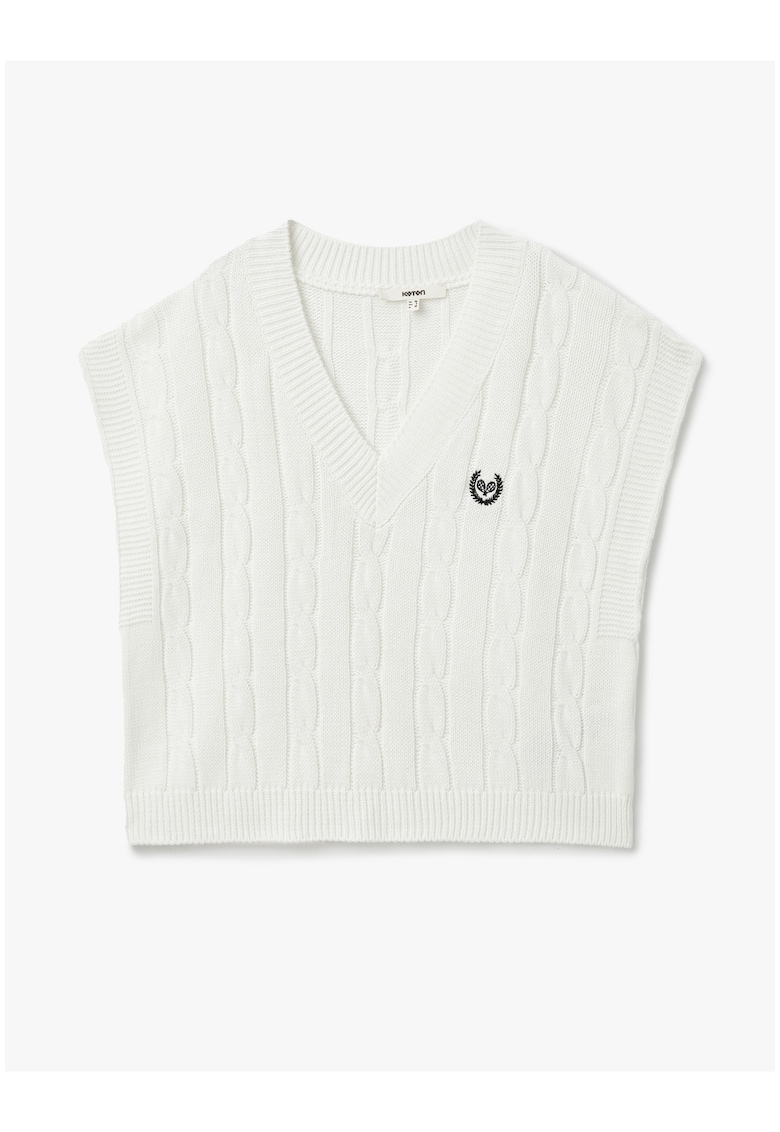 . Pulover cu decolteu in V si model torsade