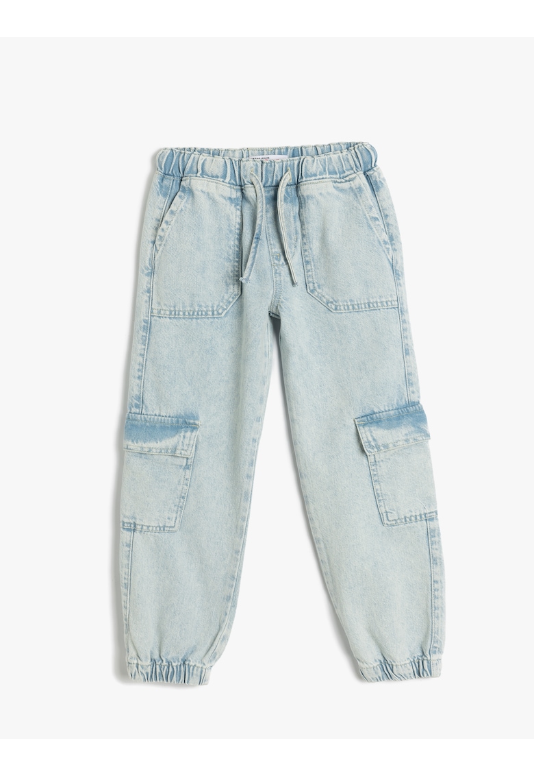 Pantaloni jogger crop din denim