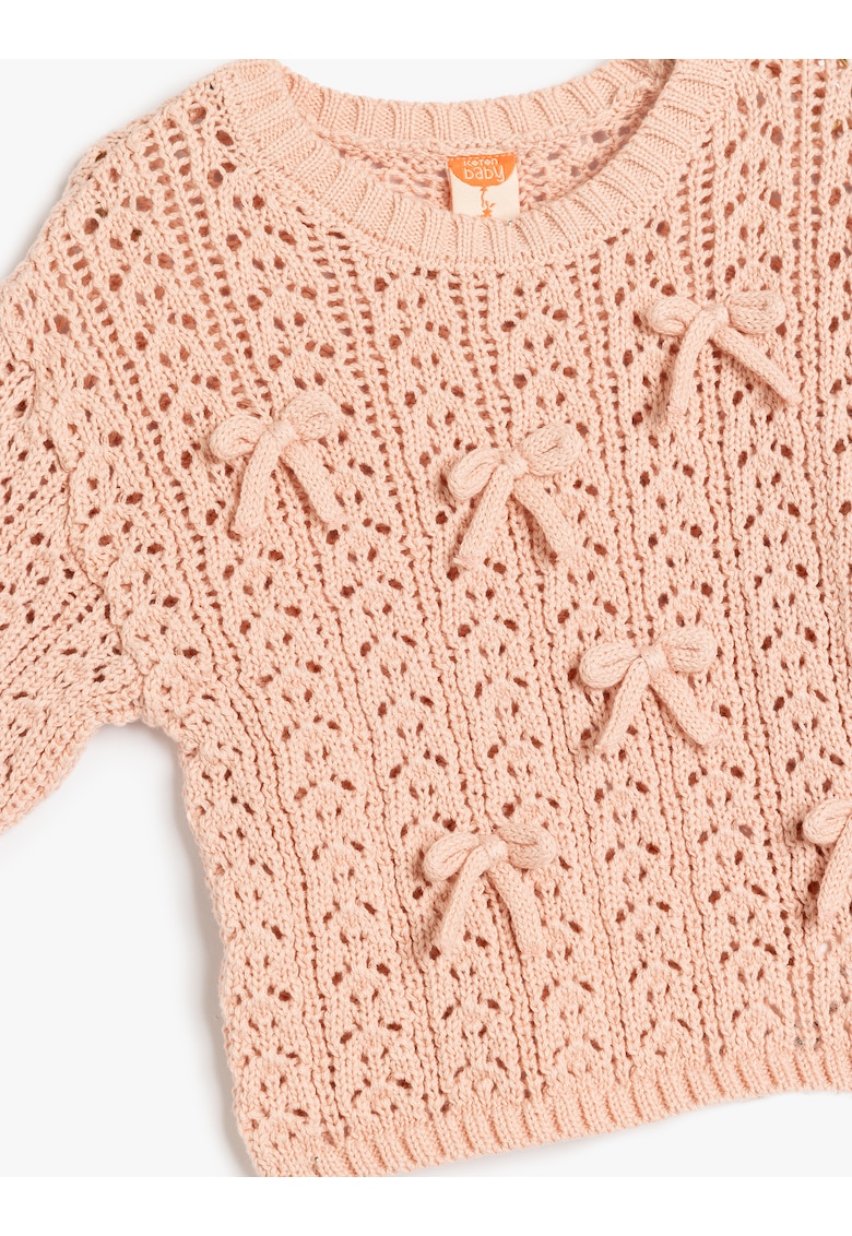 Pulover din tricot cu perforatii si funde