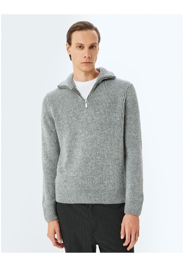 Pulover cu fenta cu fermoar