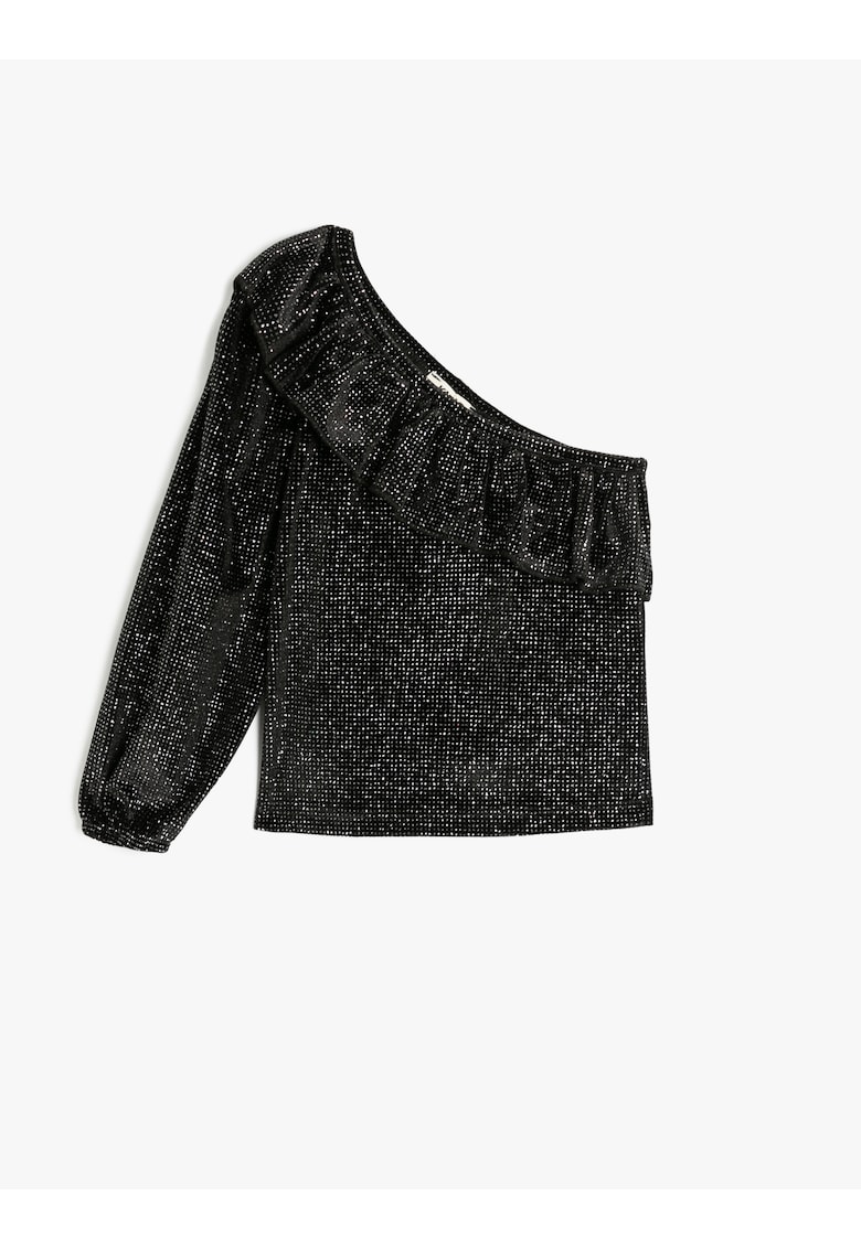 Bluza cu strasuri si decolteu pe un umar