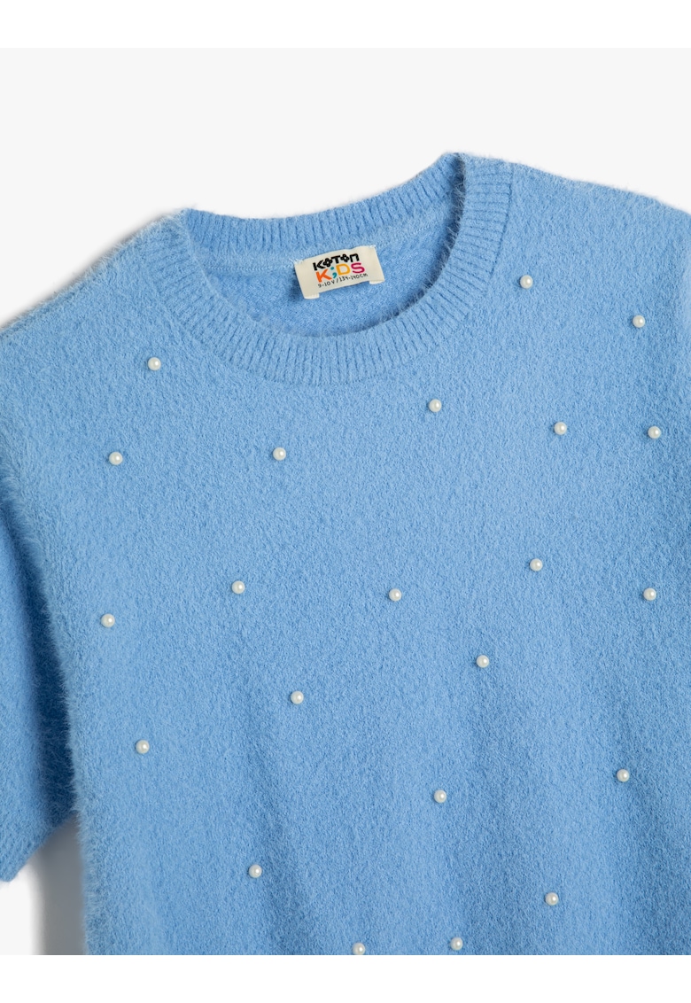 Pulover cu maneci scurte si aplicatii cu perle