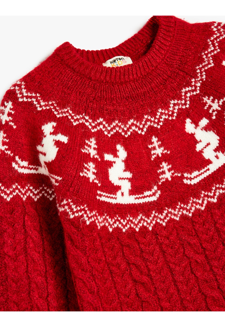 Pulover tricotat cu model de Craciun