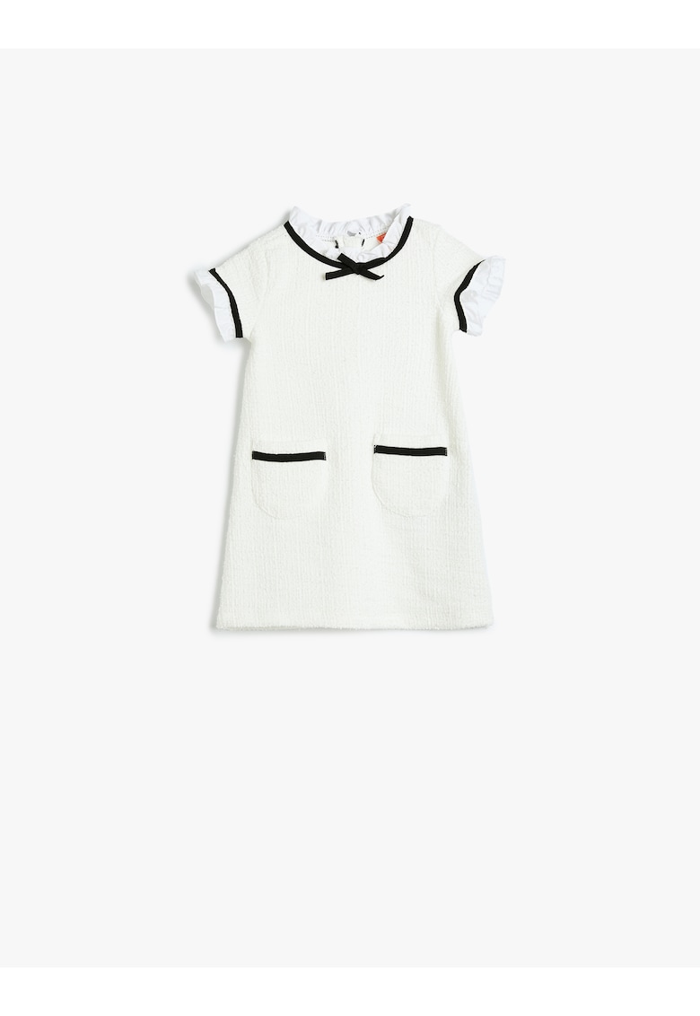 Rochie cu croiala dreapta - dungi contrastante si funda