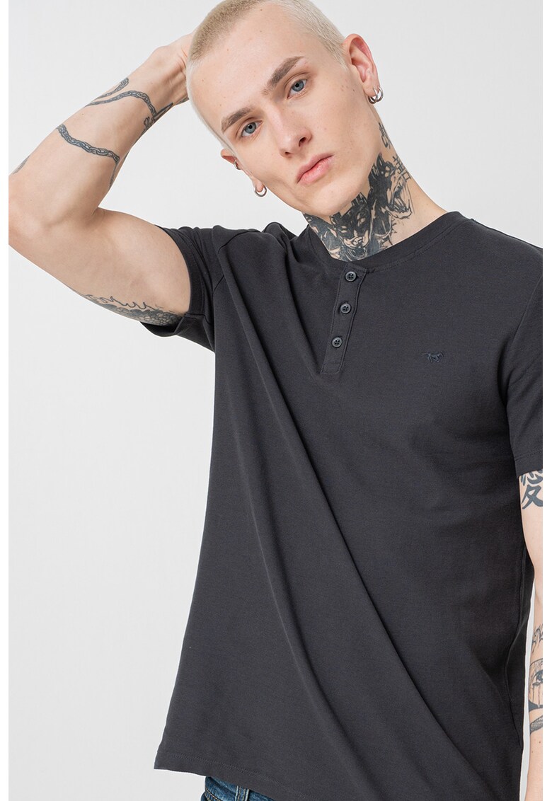 Tricou regular fit cu decolteu in V Austin