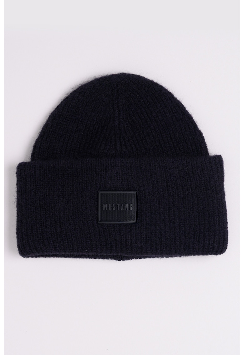 Caciula tricotata cu aplicatie logo