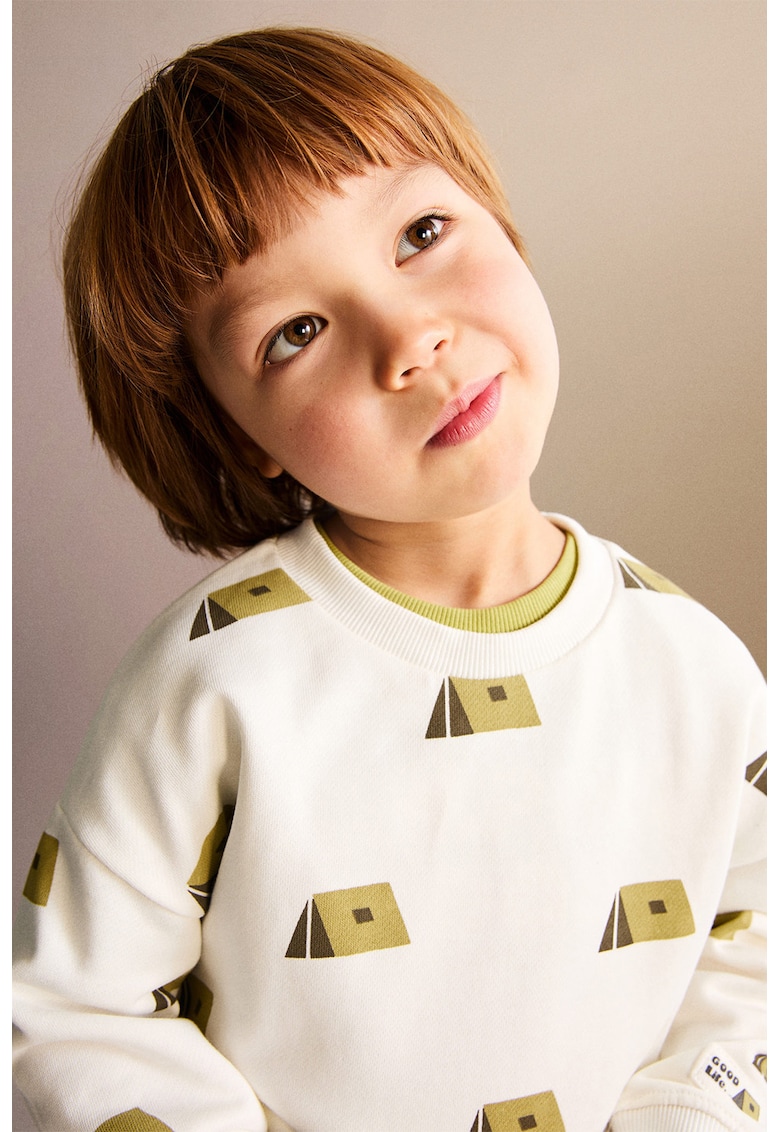 Bluza de trening cu decolteu la baza gatului si model