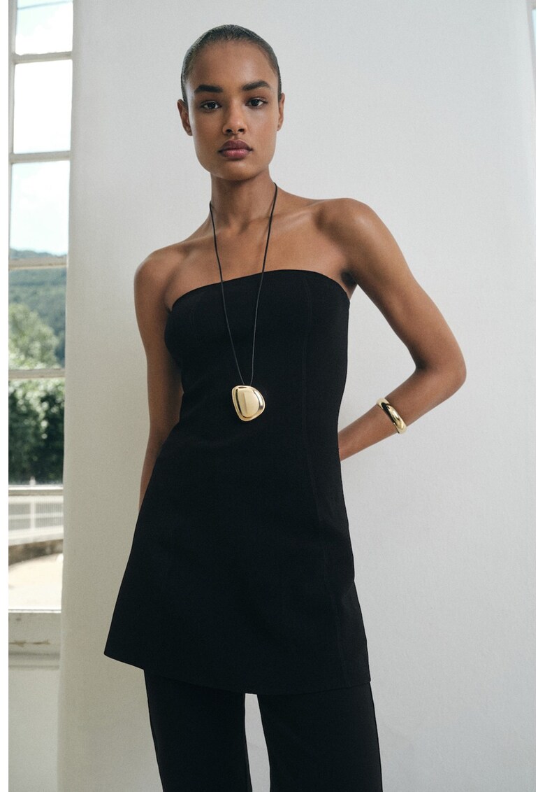 Bluza evazata cu decolteu pe umeri - Negru