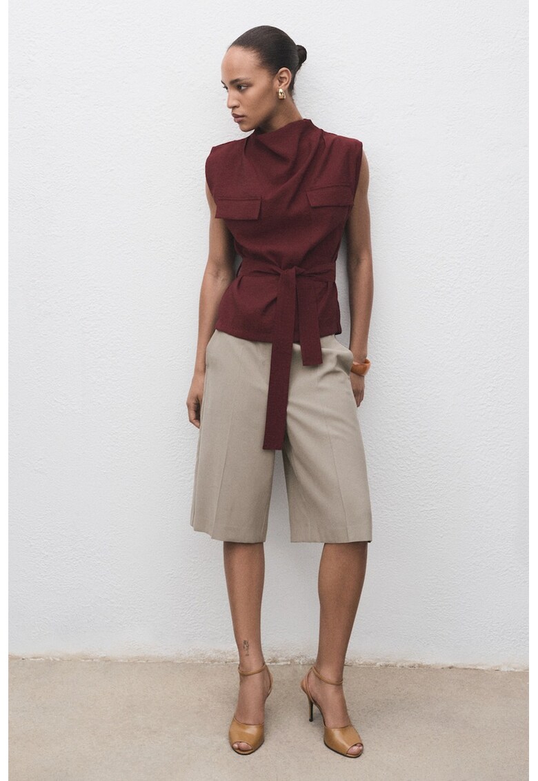 Pantaloni scurti cu pensa - Maro taupe deschis
