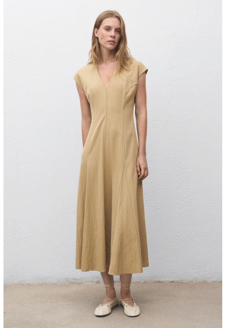 Rochie cu croiala dreapta si decolteu in V