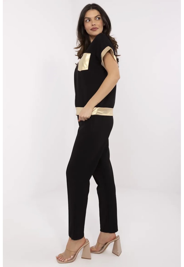 Bluza cu maneca scurta si pantaloni crop