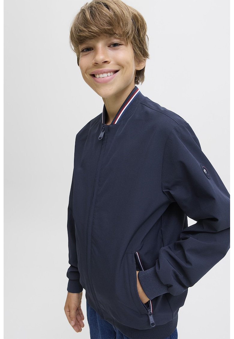 Jacheta cu buzunare cu fermoar