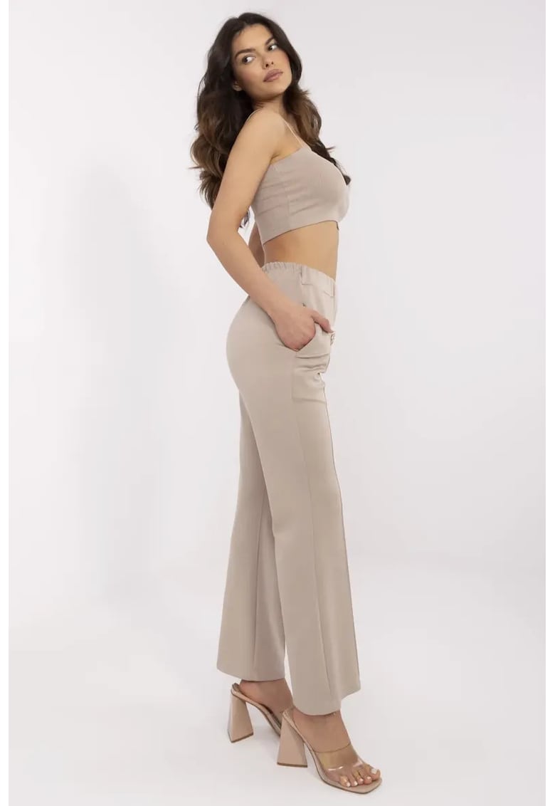 Pantaloni bootcut cu nasturi decorativi