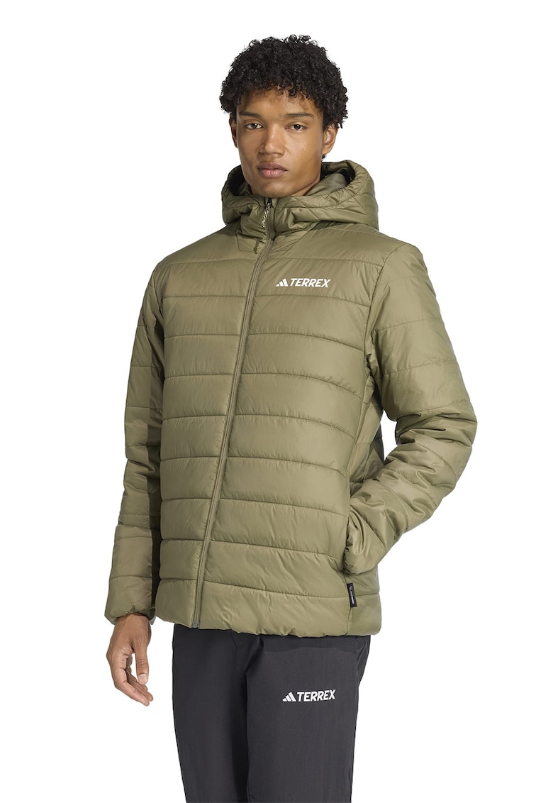 Geaca cu gluga - pentru drumetii