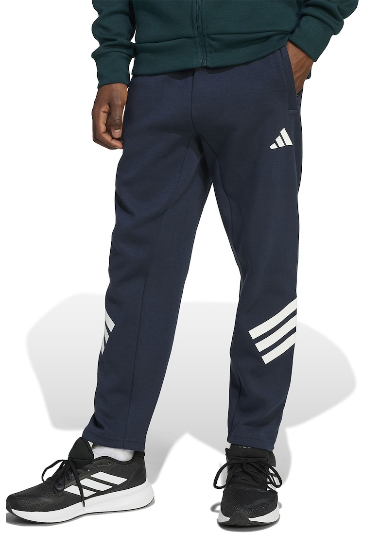 Pantaloni de trening cu snur si buzunare laterale