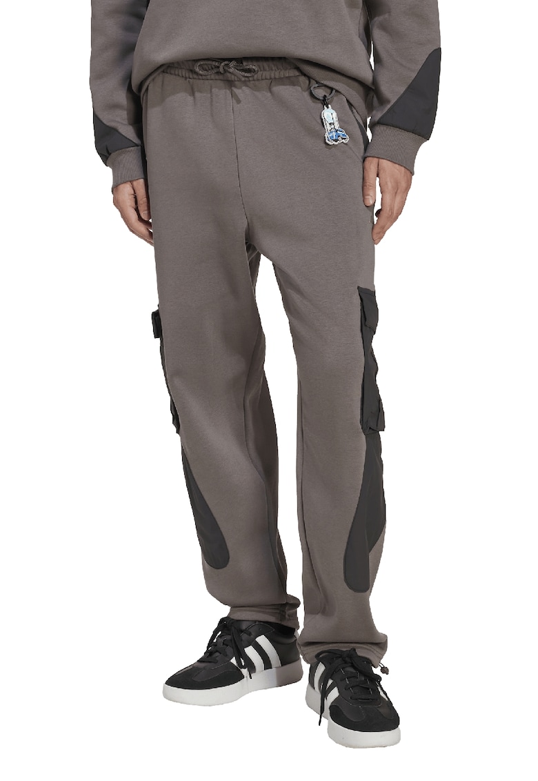 Pantaloni cargo cu croiala lejera si snur in talie