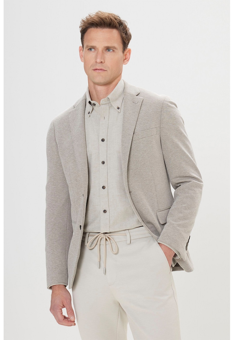 Sacou cu revere decupate