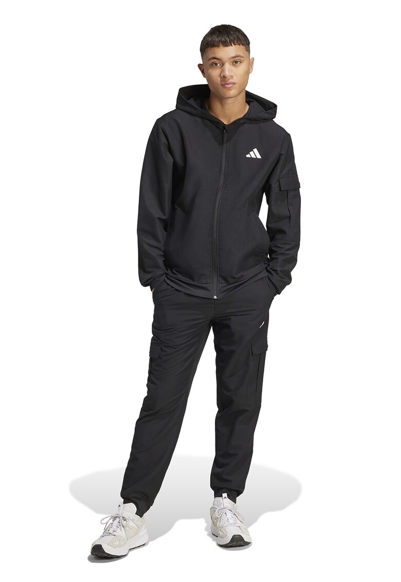 Trening cu gluga - buzunare si logo