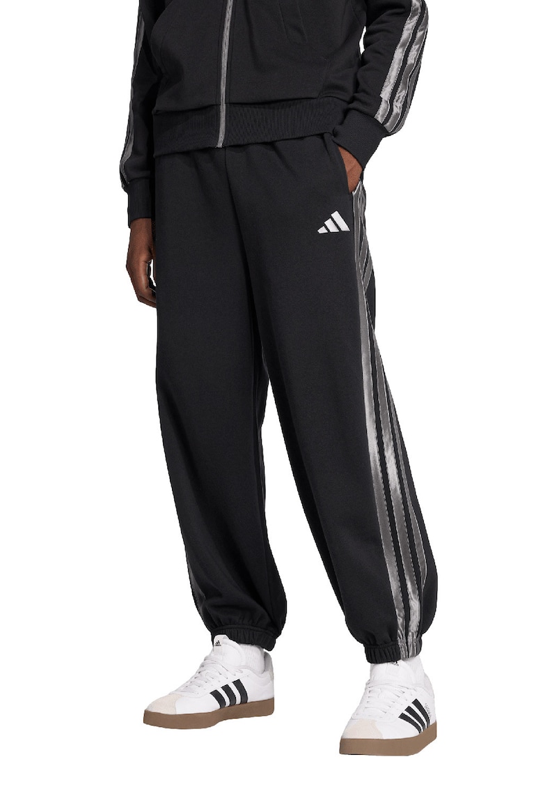 Pantaloni de trening lejeri cu segmente laterale contrastante