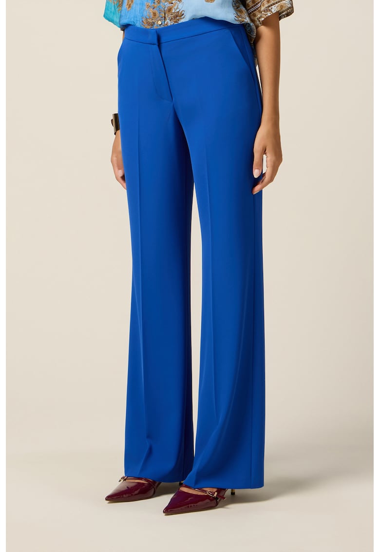 Pantaloni eleganti evazati