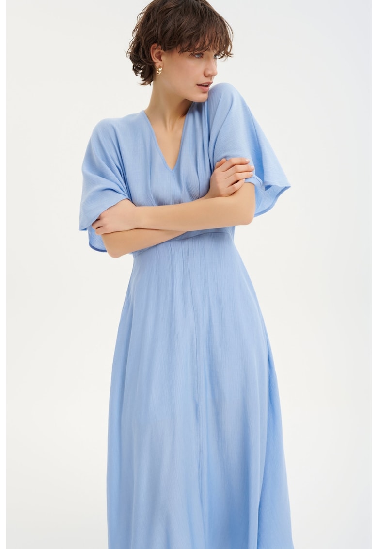 Rochie cu slit frontal si decolteu in V