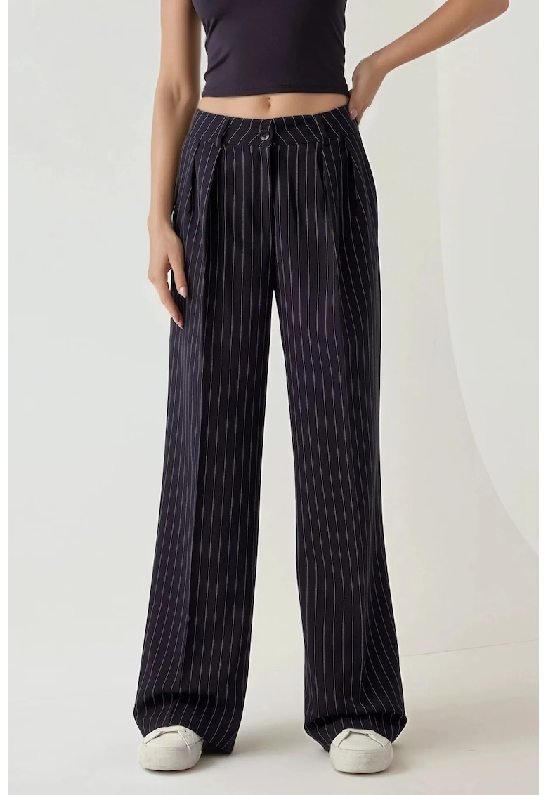 Pantaloni pentru dama - cu dungi - bleumarin