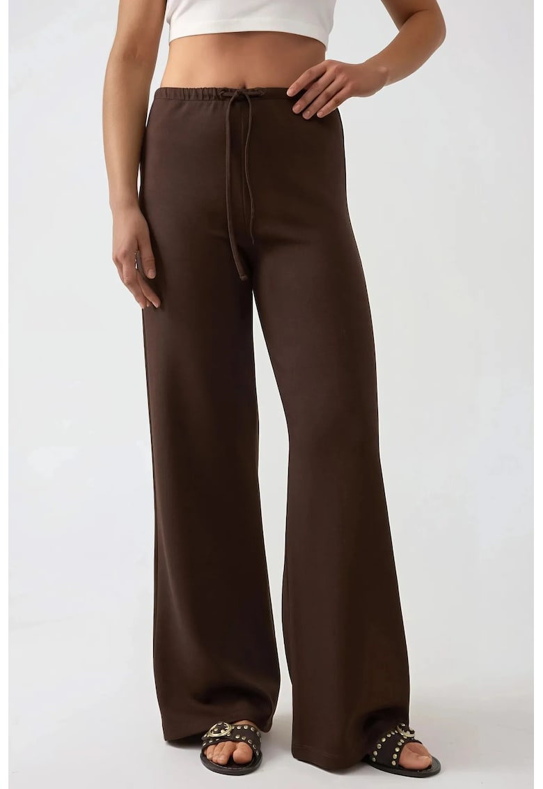 Pantaloni pentru dama texturati - croi larg - textil - maro