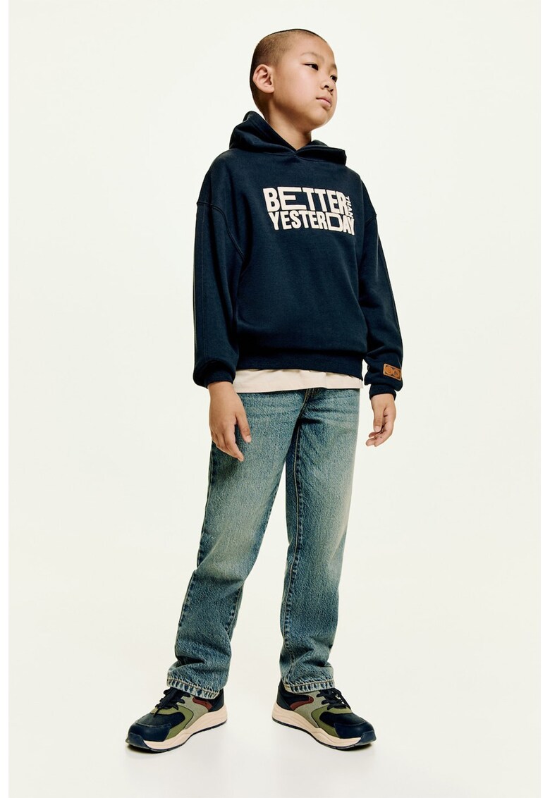 Hanorac cu aplicatie text frontala - Alb/Bleumarin