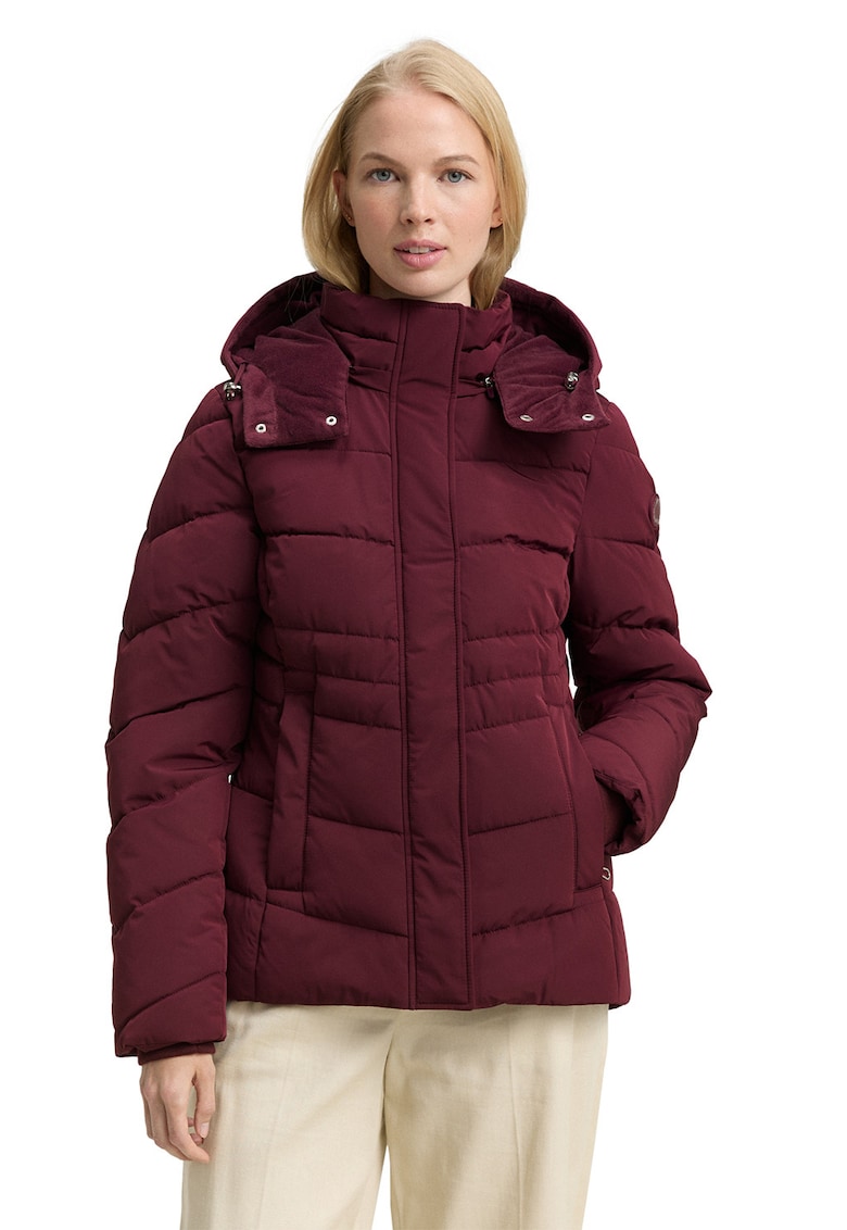 Geaca cu gluga detasabila