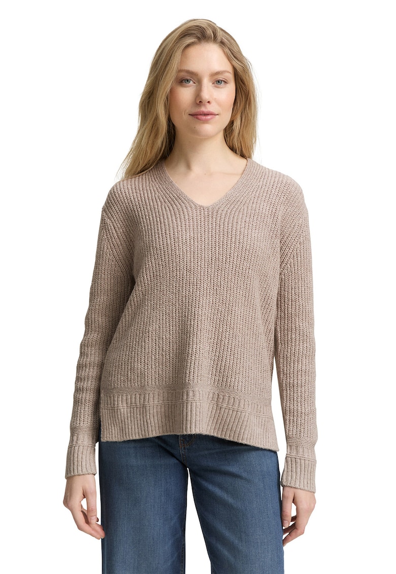 Pulover cu striatii si decolteu in V