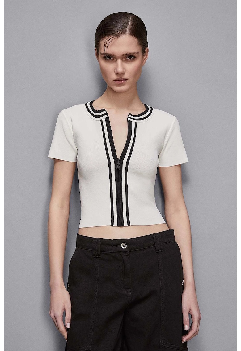 Tricou cu guler rotund și închidere prin fermoar