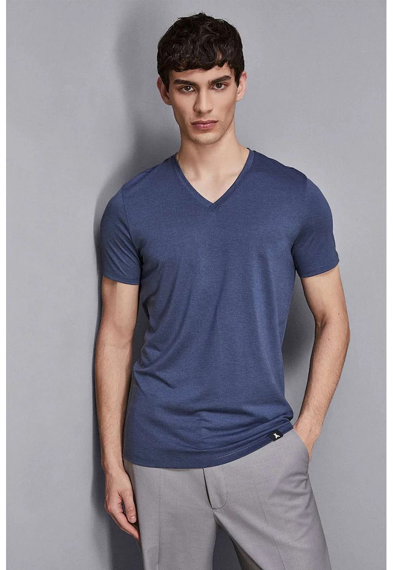 Tricou regular fit cu guler in V