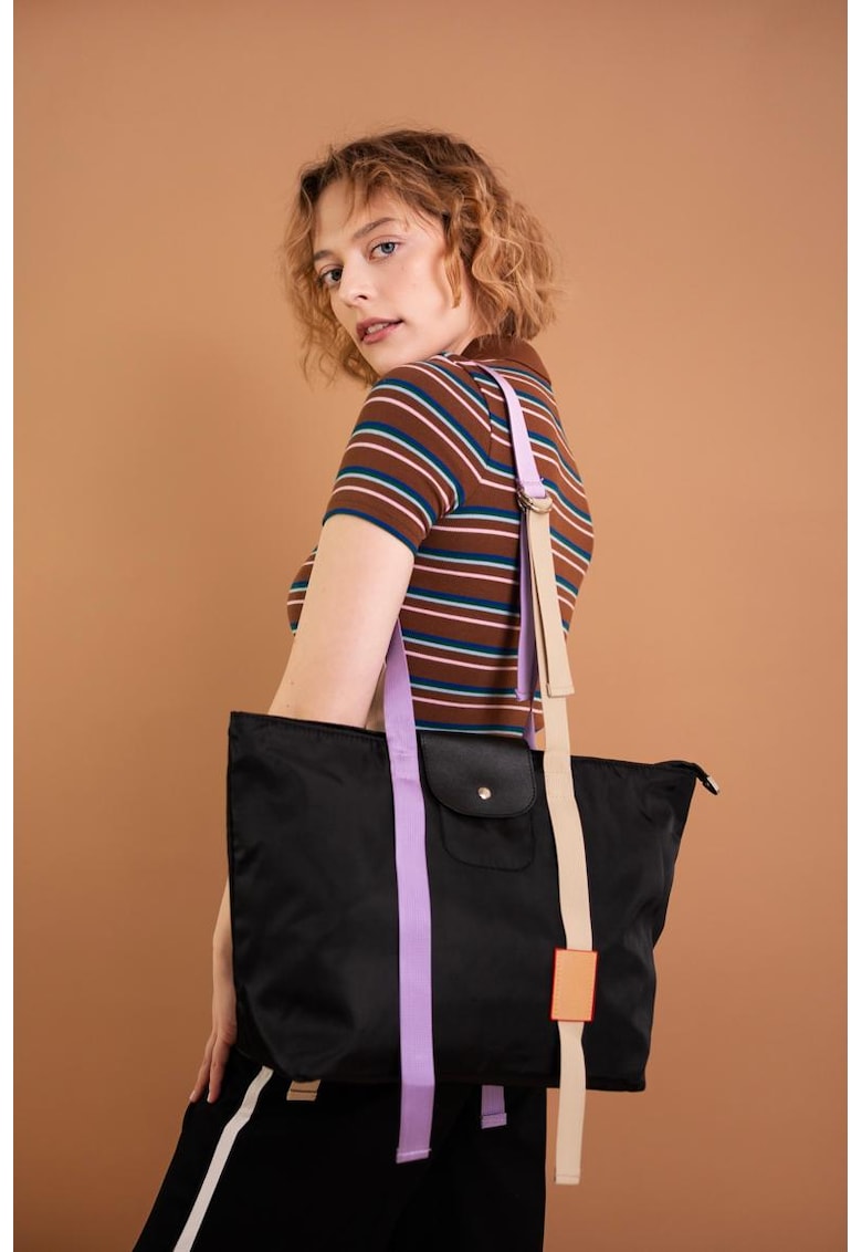 Geanta dama  model Amaris - neagra - dimensiune One Size - material hidrofob - inchidere cu fermoar